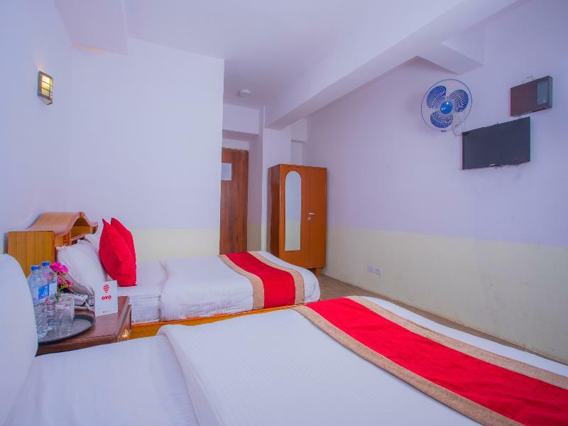 Oyo 255 White Zambala Hotel カトマンズ エクステリア 写真